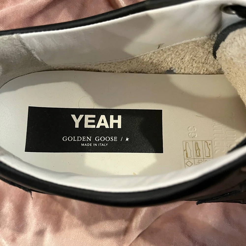 Golden Goose black leather Yeah Sneakers. - Picture 6 of 10
